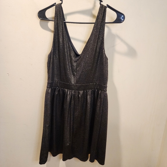 One Clothing Los Angeles Women'd Elegant Metallic  Sleeveless Party Dress L - Picture 8 of 9